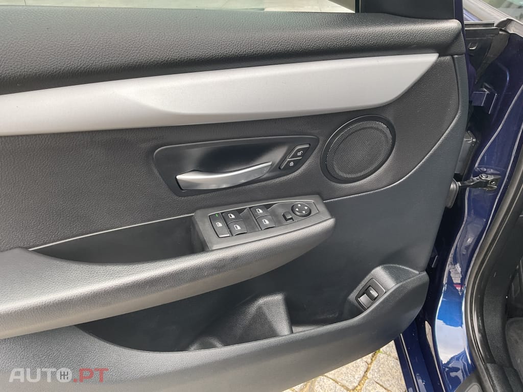 BMW 216 d Advantage