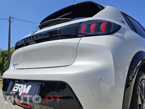 Peugeot E-208 Active Pack