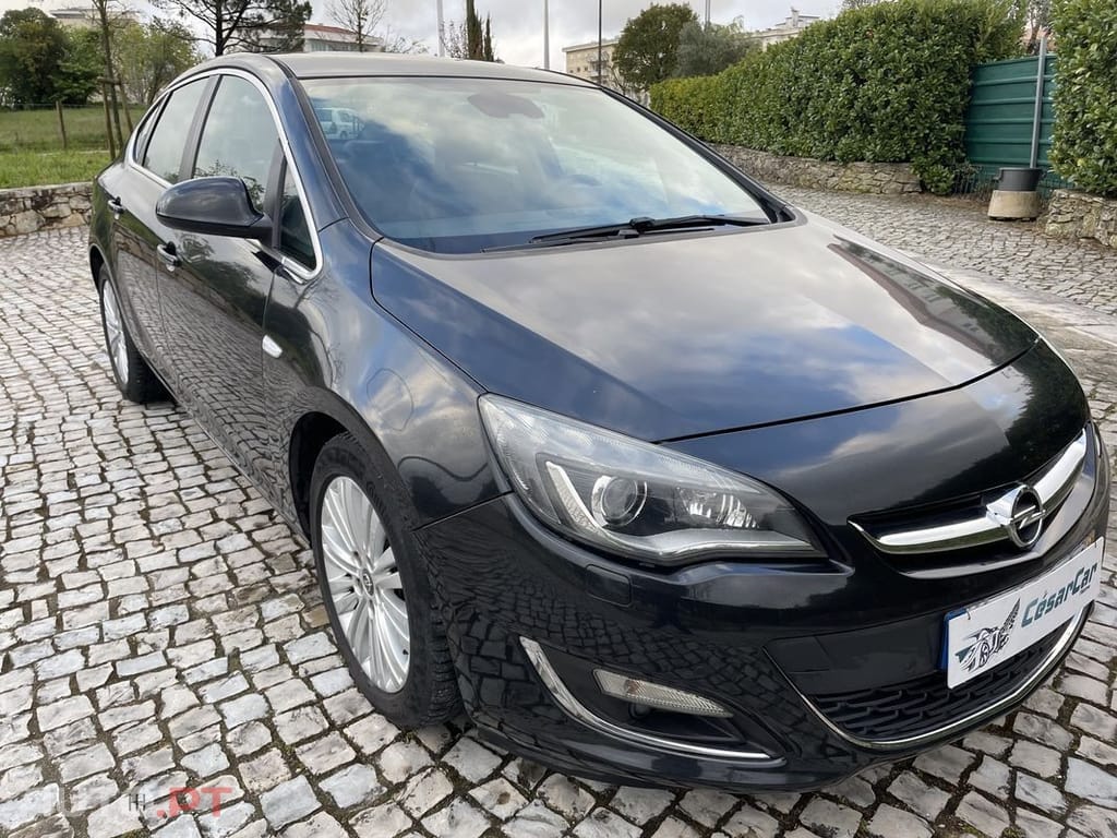 Opel Astra 1.7 CDTi Cosmo Start/Stop