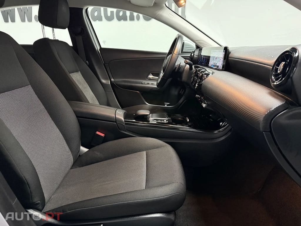 Mercedes-Benz A 180 d Business Solutions Frota Aut.