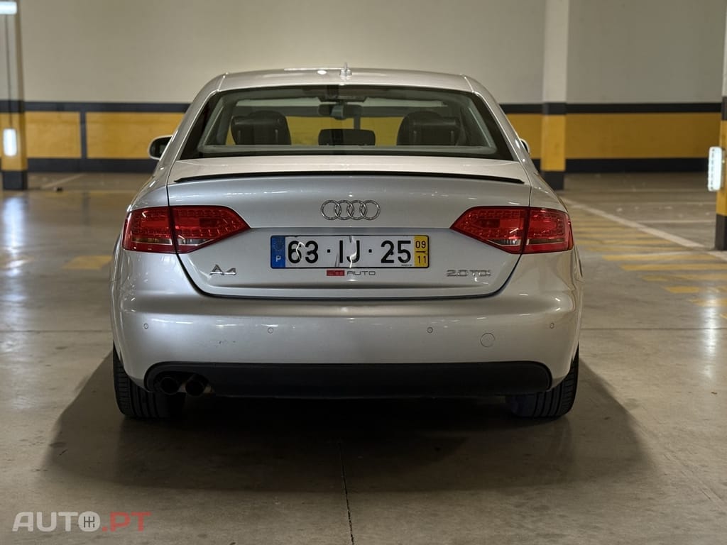 Audi A4 2.0 TDI S-line