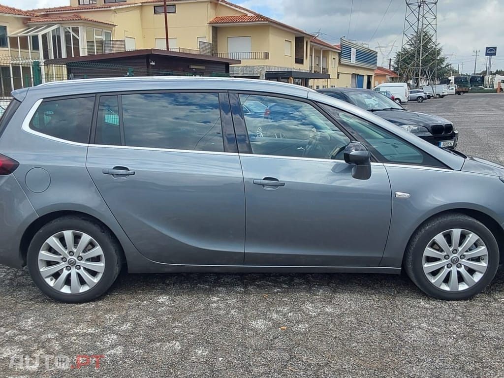 Opel Zafira 1.6 CDTi Cosmo