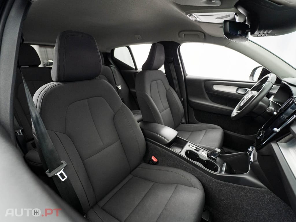 Volvo XC40 1.5 T5 PHEV Momentum