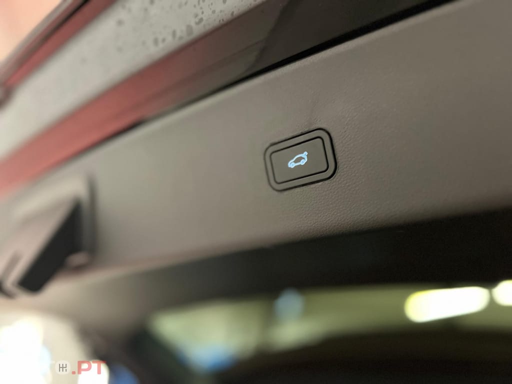 XPeng G9 93.1 kWh Long Range