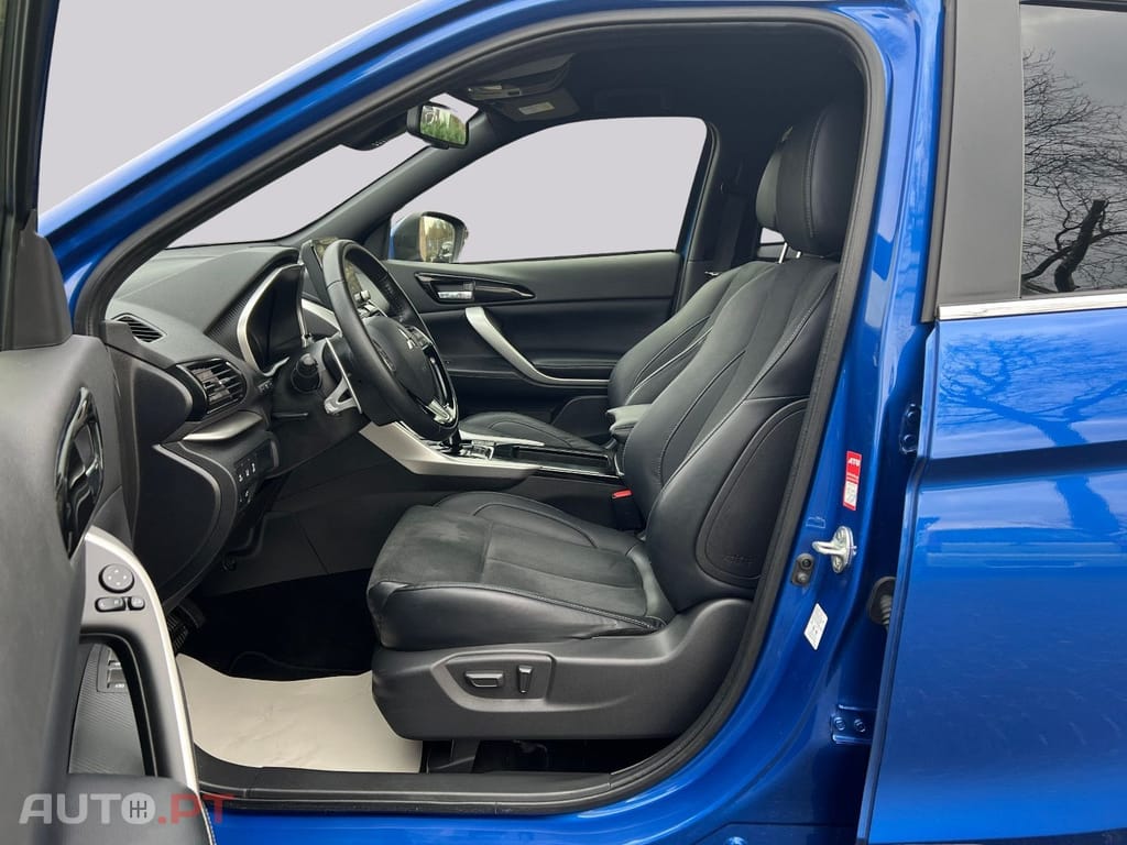 Mitsubishi Eclipse Cross Plus Select Hybrid 4WD I.V.A DEDUTÍVEL 