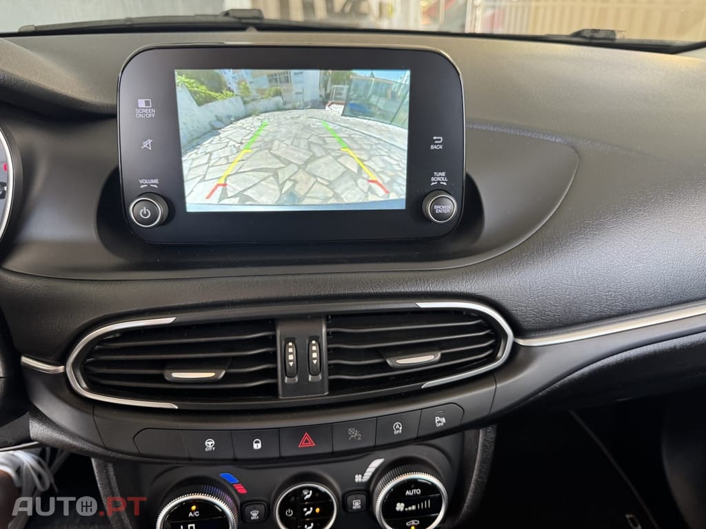 Fiat Tipo 1.3 M-Jet Lounge