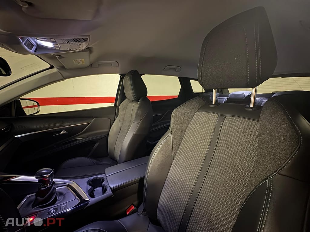 Peugeot 3008 1.5 BlueHDi Allure