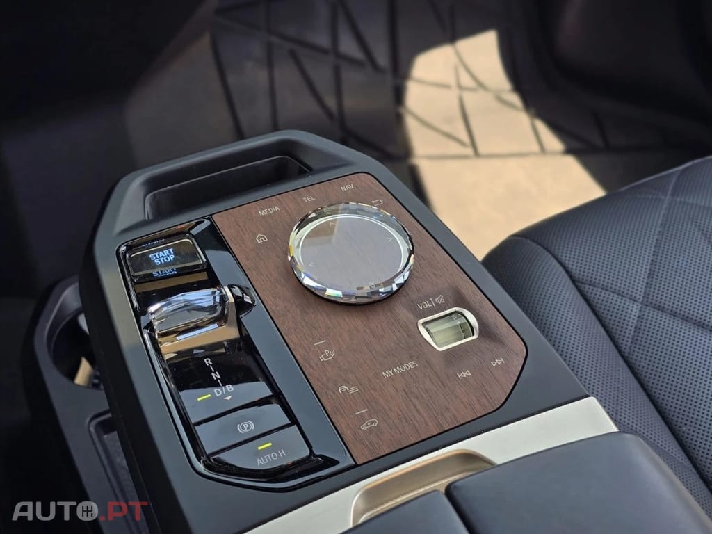 BMW iX xDrive 50