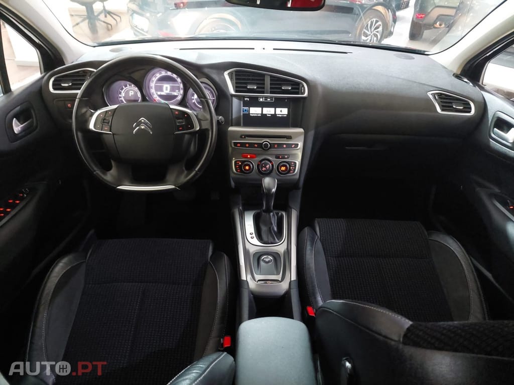 Citroen C4 PureTech 130 Stop & Start EAT6 Selection