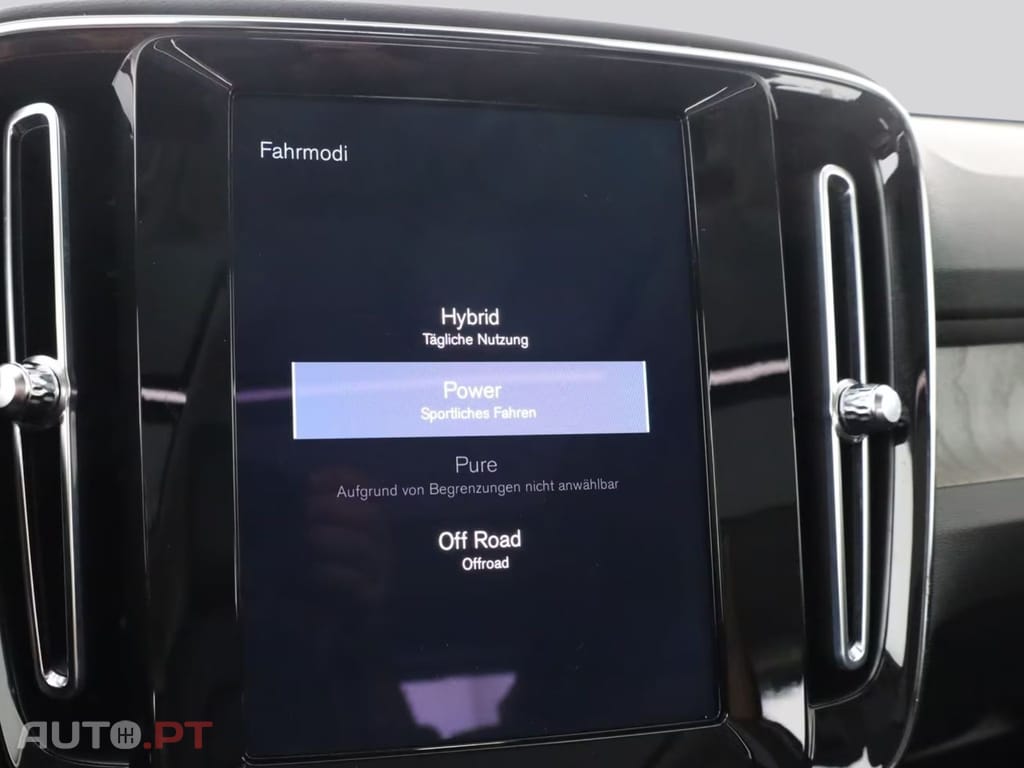 Volvo XC40 T5 RECHARGE INSCRIPTION I.V.A DEDUTIVEL 