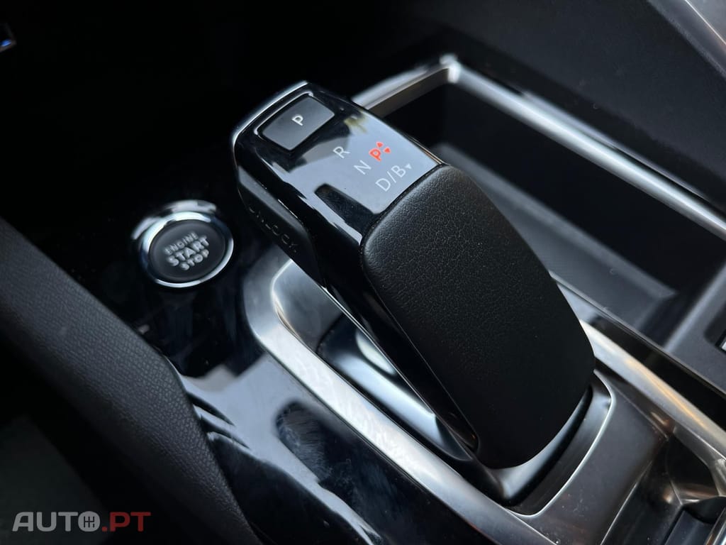 Peugeot 3008 I.V.A DEDUTÍVEL 1.6 ALLURE PACK HYBRID