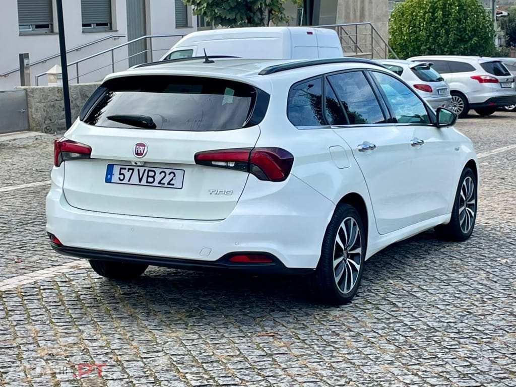 Fiat Tipo 1.3 M-Jet Lounge