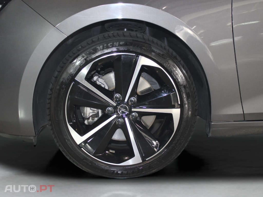 Opel Astra Sports Tourer 1.2 T Hybrid GS eDCT