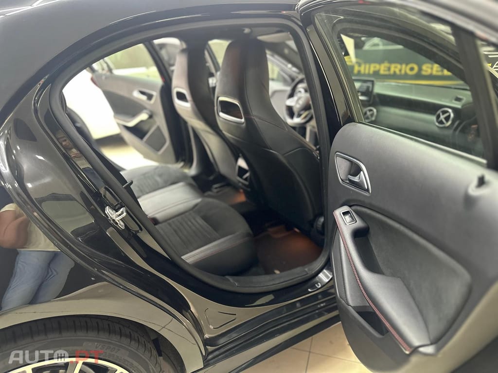 Mercedes-Benz A 180 Dynamic Edition
