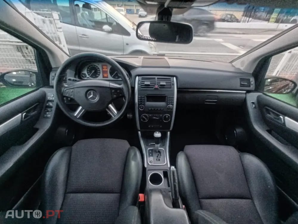 Mercedes-Benz B 180 ND