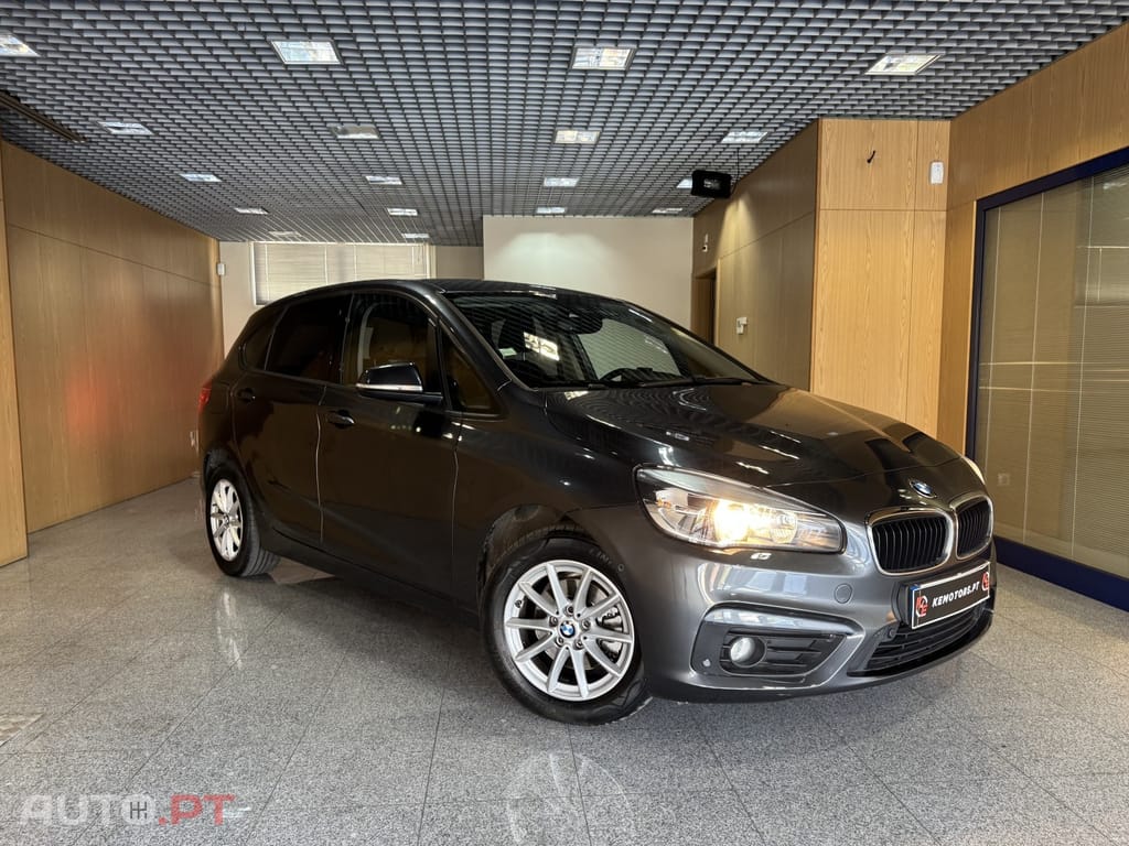 BMW 216 d Line Luxury Auto