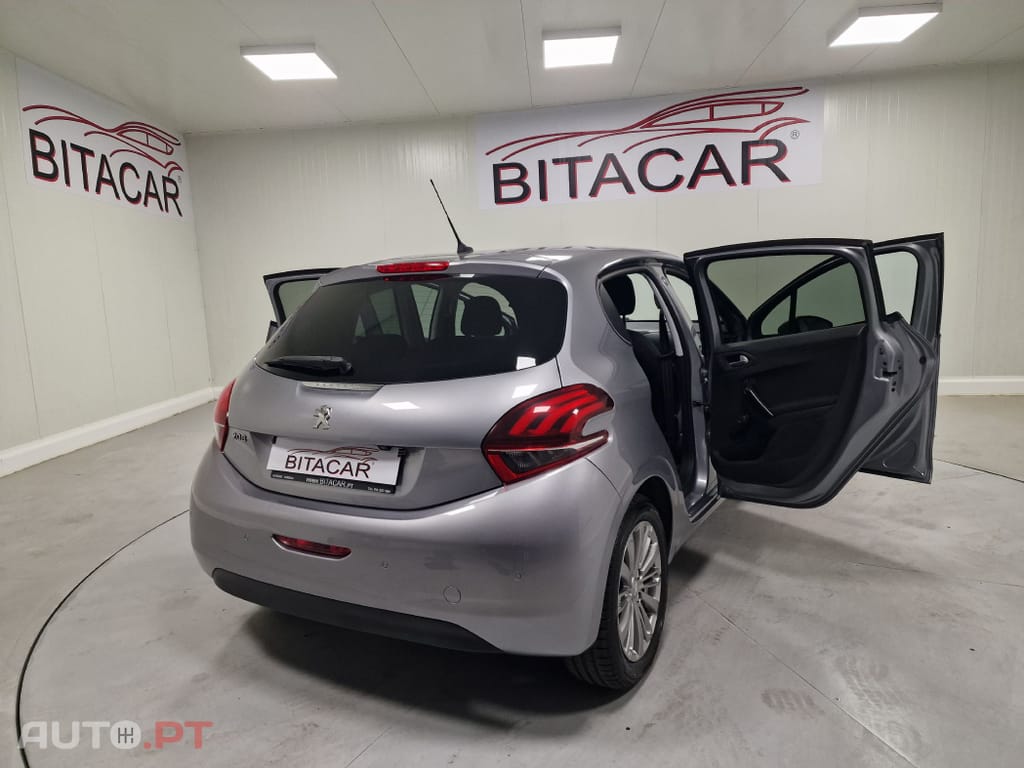 Peugeot 208 1.5 BLUEHDI 102CV SIGNATURE GPS CAMARA TRASEIRA