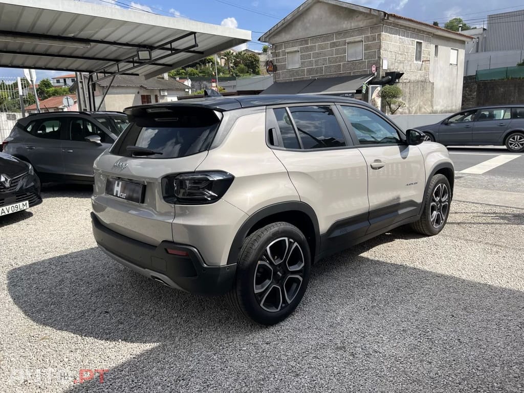 Jeep Avenger 1.2 GSE T3 Summit