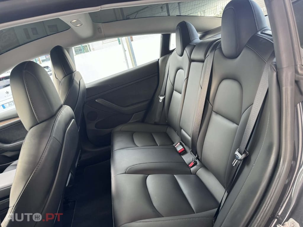 Tesla Model 3 Long Range AWD Dual Motor