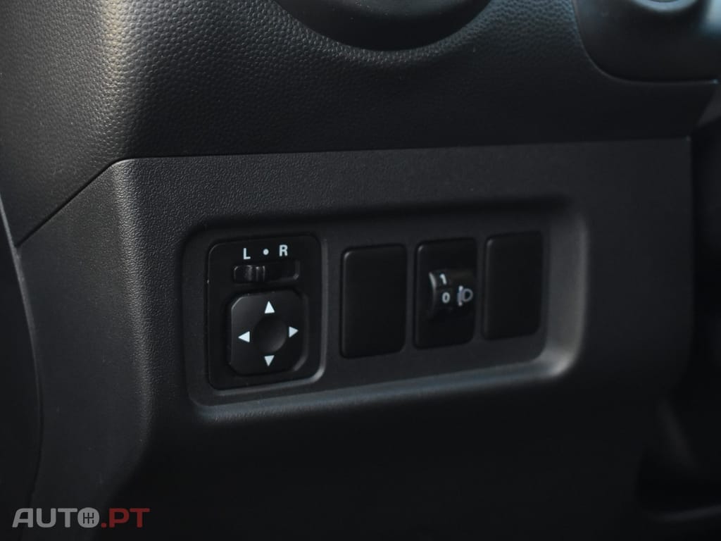 Mitsubishi Space Star 1.2 Intense Connect Edition