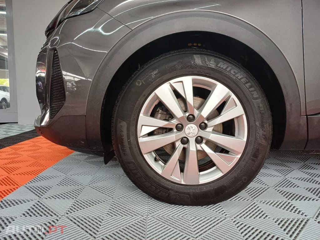Peugeot 3008 1.5 BlueHDi Allure EAT8