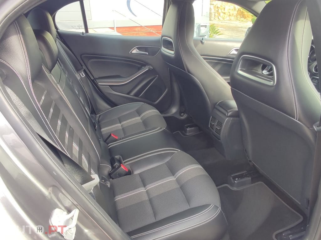 Mercedes-Benz GLA 220 d 7G-DCT Activity Edition