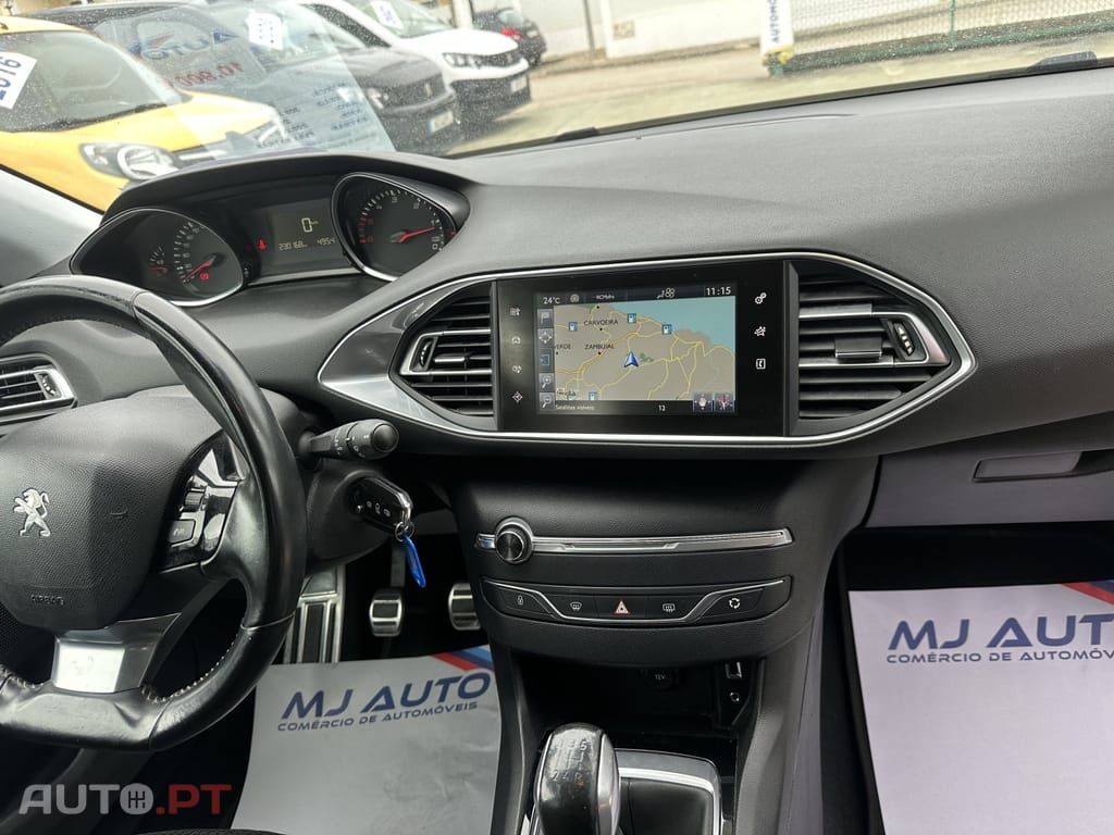 Peugeot 308 1.6 BlueHDi Allure J17