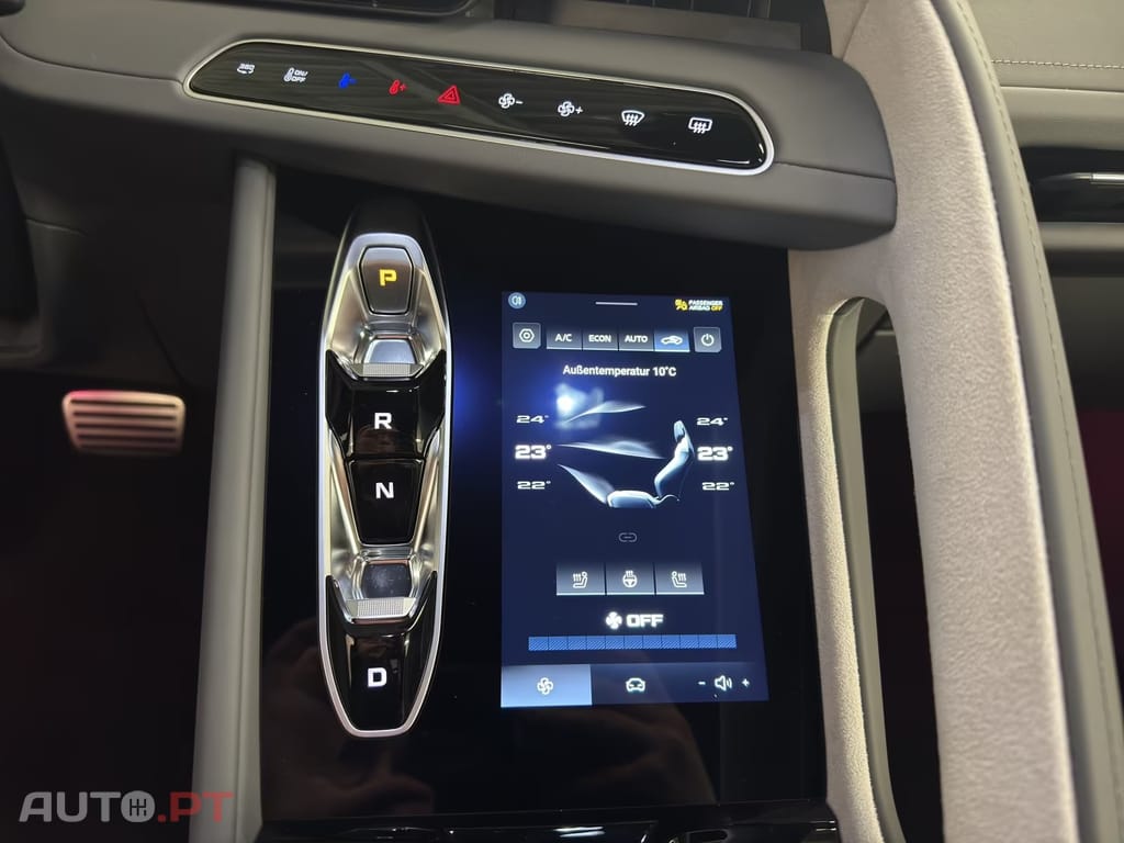 MG Cyberster 77 kWh RWD