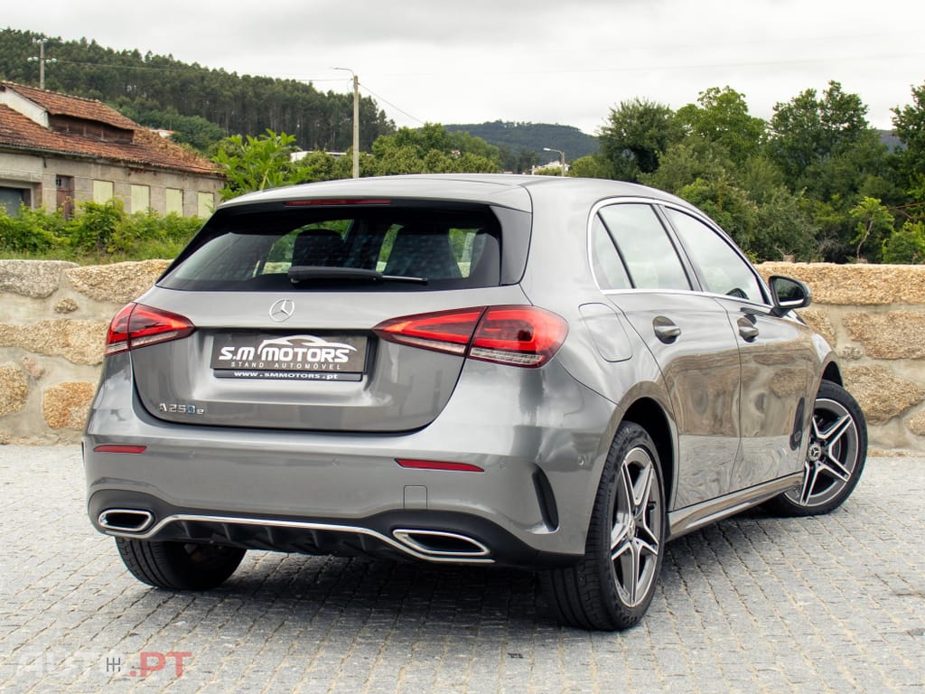 Mercedes-Benz A 250 e 8G-DCT AMG Line