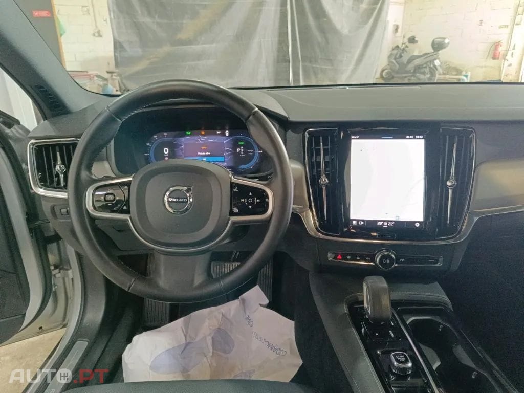 Volvo V90 2.0 T6 PHEV Inscription Expression AWD