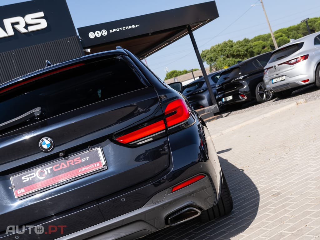 BMW 520 d Pack Desportivo M Auto