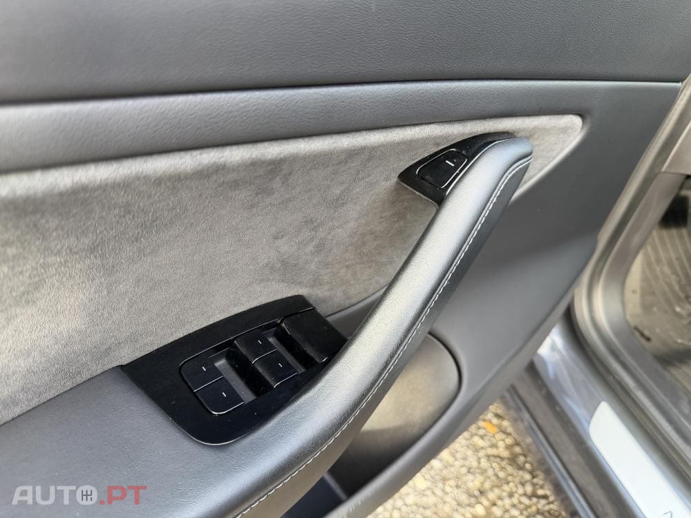 Tesla Model 3 Long-Range Dual Motor AWD