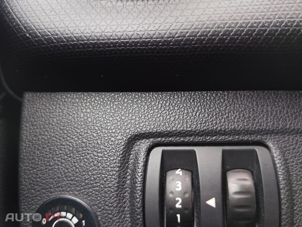 Renault Clio 0.9 TCE limited GPL