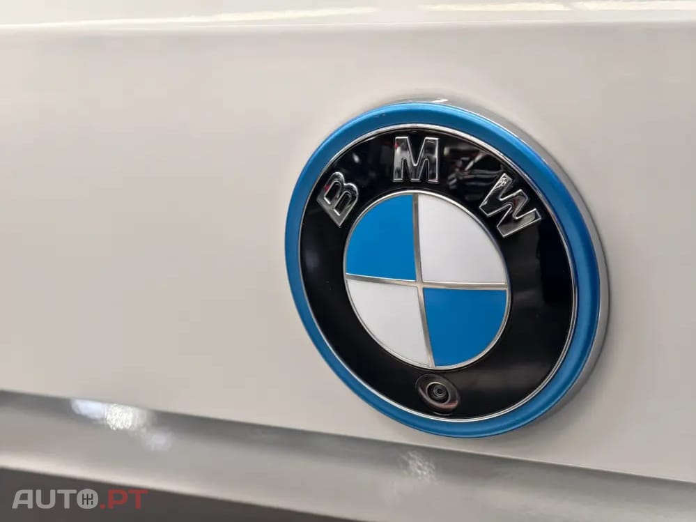 BMW i4 eDrive40 Pack Desportivo M Pro