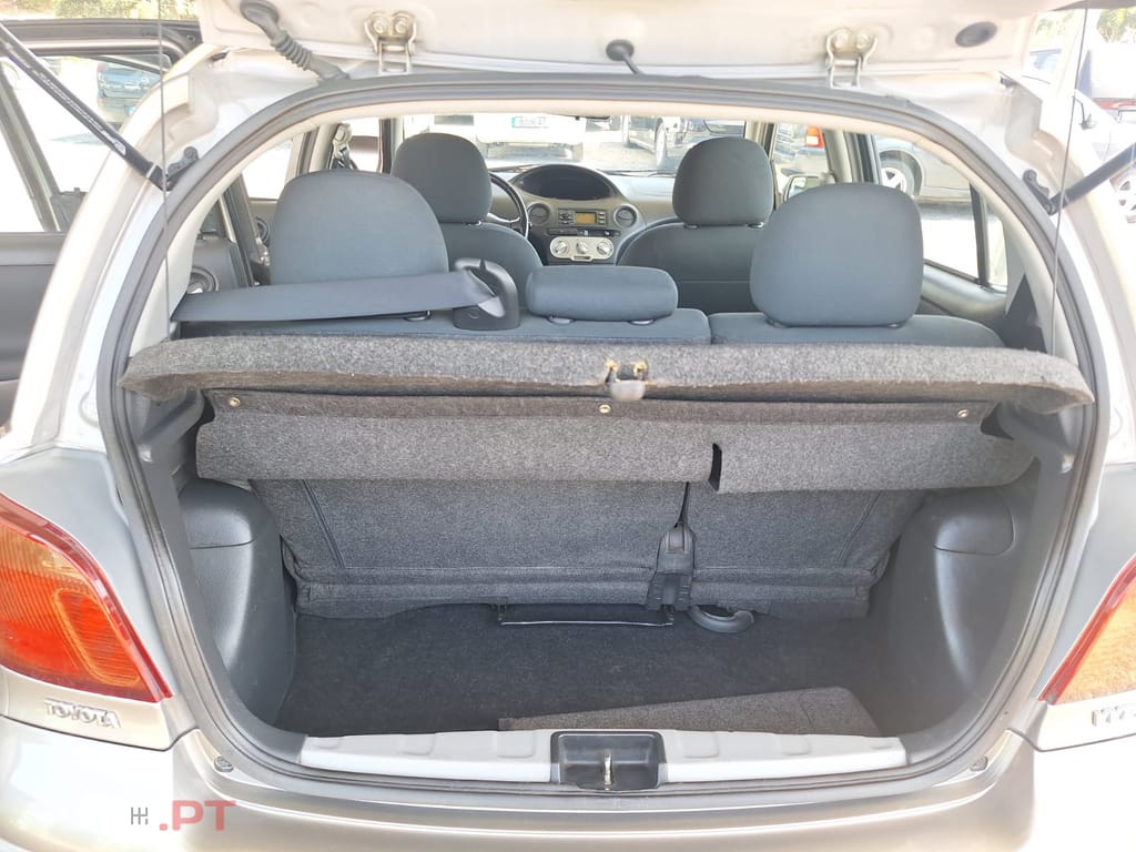 Toyota Yaris 1.0 Sol