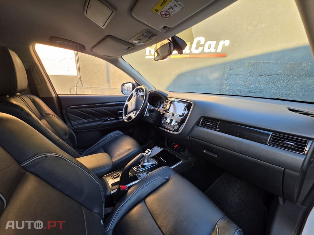 Mitsubishi Outlander 2.0 Intense Navi