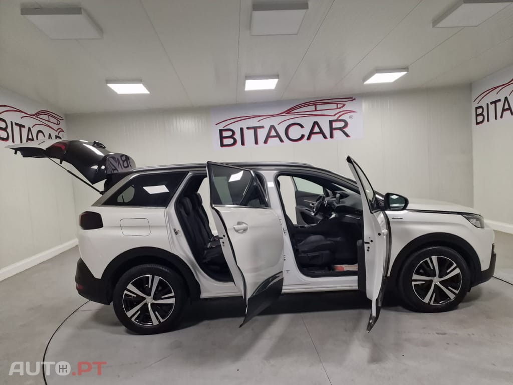 Peugeot 5008 1.6 BLUEHDI 120CV GTLINE TETO DE ABRIR