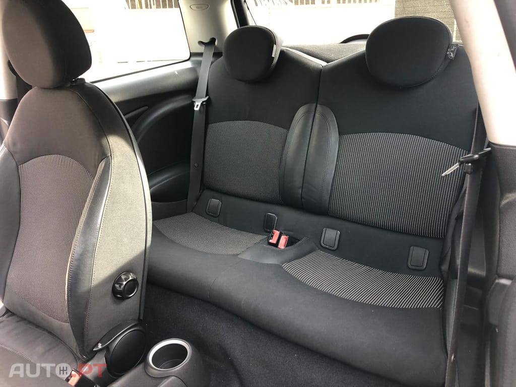 MINI Cooper D