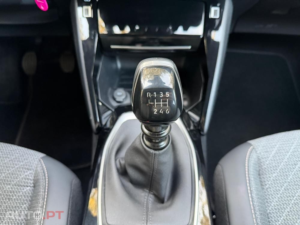 Peugeot 2008 1.2 PureTech Allure Pack