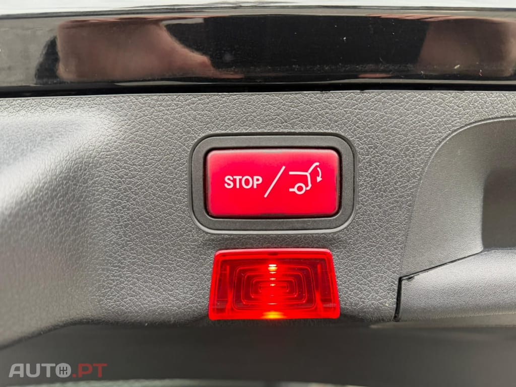 Mercedes-Benz CLA 180 D Business DCT