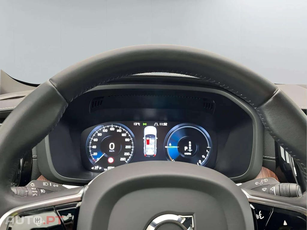 Volvo XC60 T8 AWD Recharge