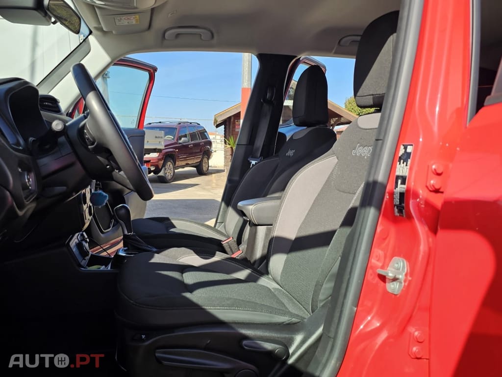 Jeep Renegade 1.3 T-GDI 4xe Auto Limited