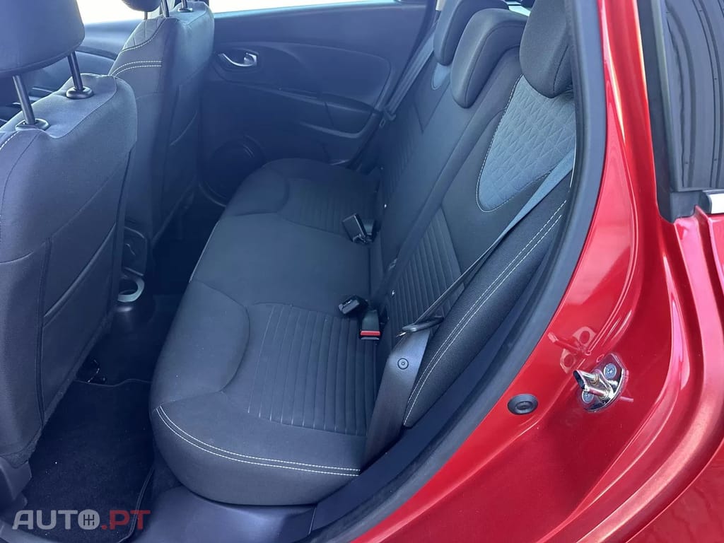 Renault Clio Sport Tourer TCe 120 EDC GT