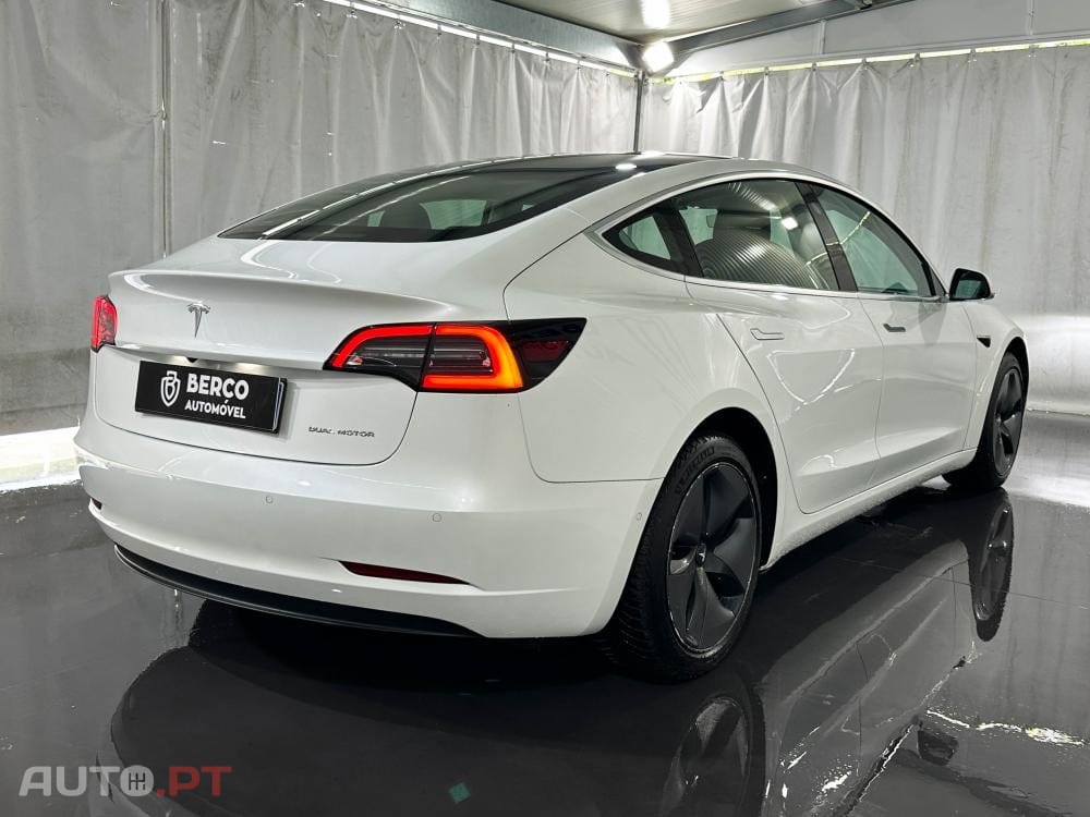 Tesla Model 3 Long-Range Dual Motor AWD