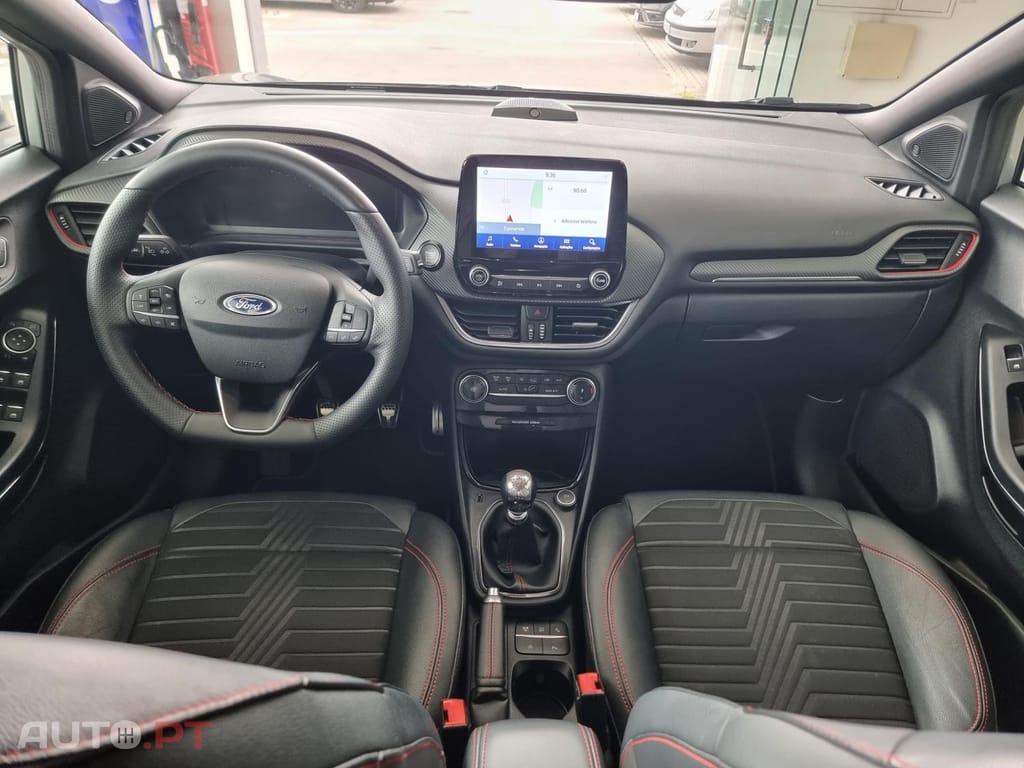 Ford Puma 1.0 EcoBoost MHEV ST-Line X