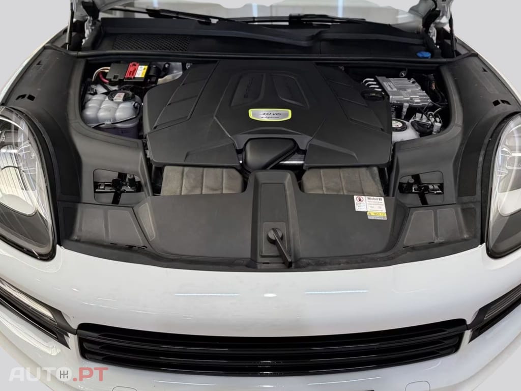 Porsche Cayenne S E-Hybrid V6 I.V.A DEDUTIVEL 