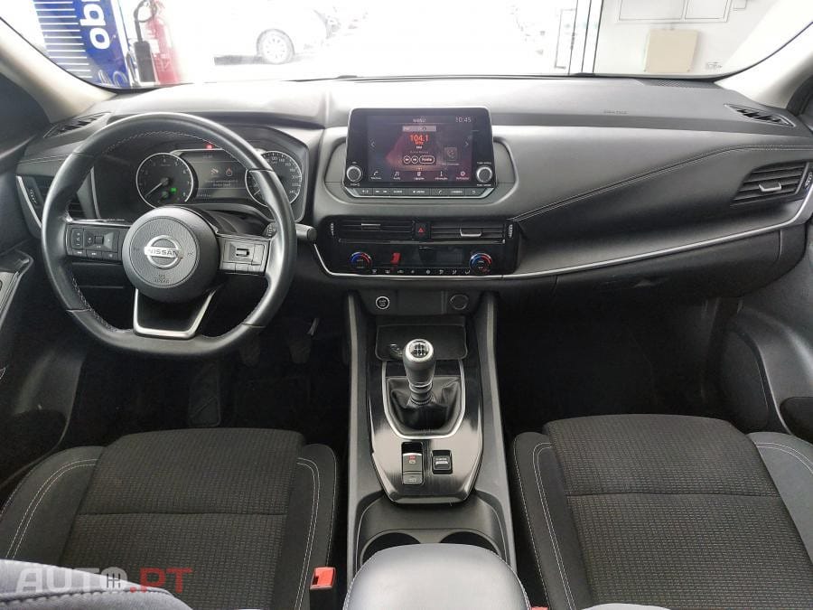 Nissan Qashqai 1.3 DIG-T N-Connecta LED+SKY