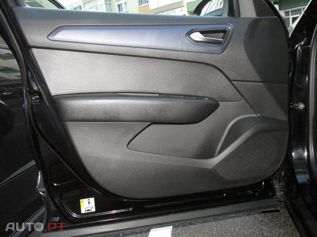 Renault Arkana 1.3 TCe Evolution EDC
