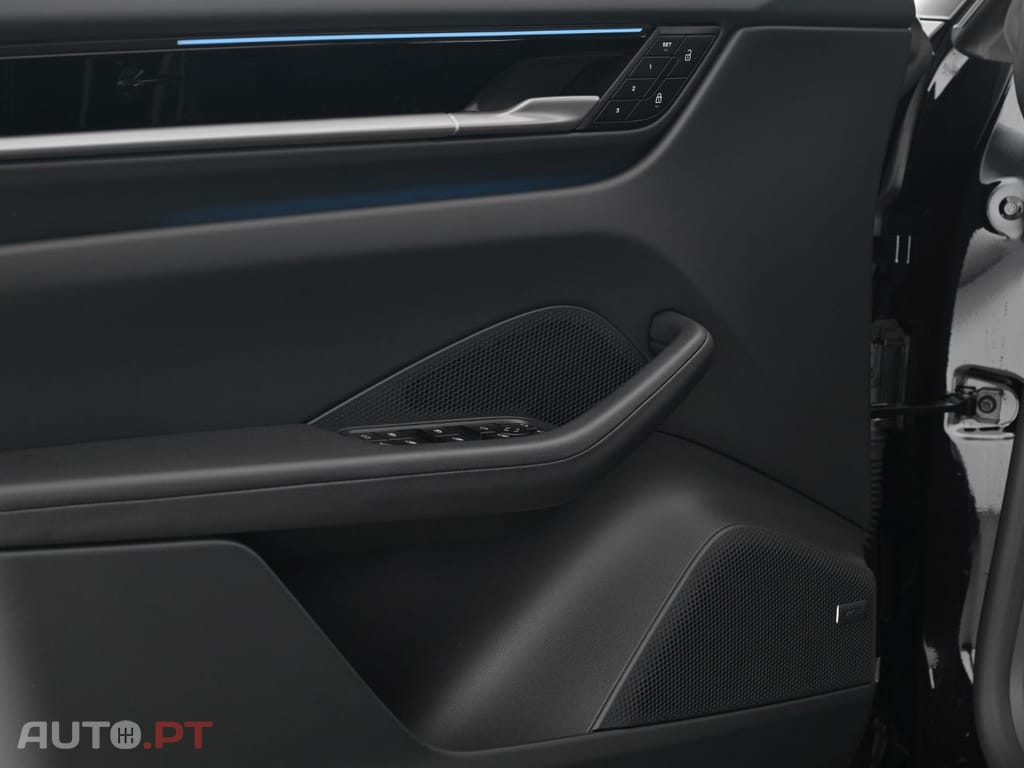 Porsche Macan Panorama