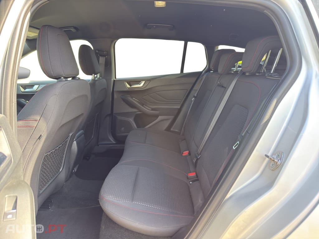 Ford Focus SW 1.5 TDCi ST-Line